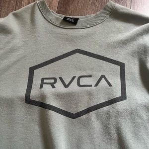 woman’s medium rvca crewneck